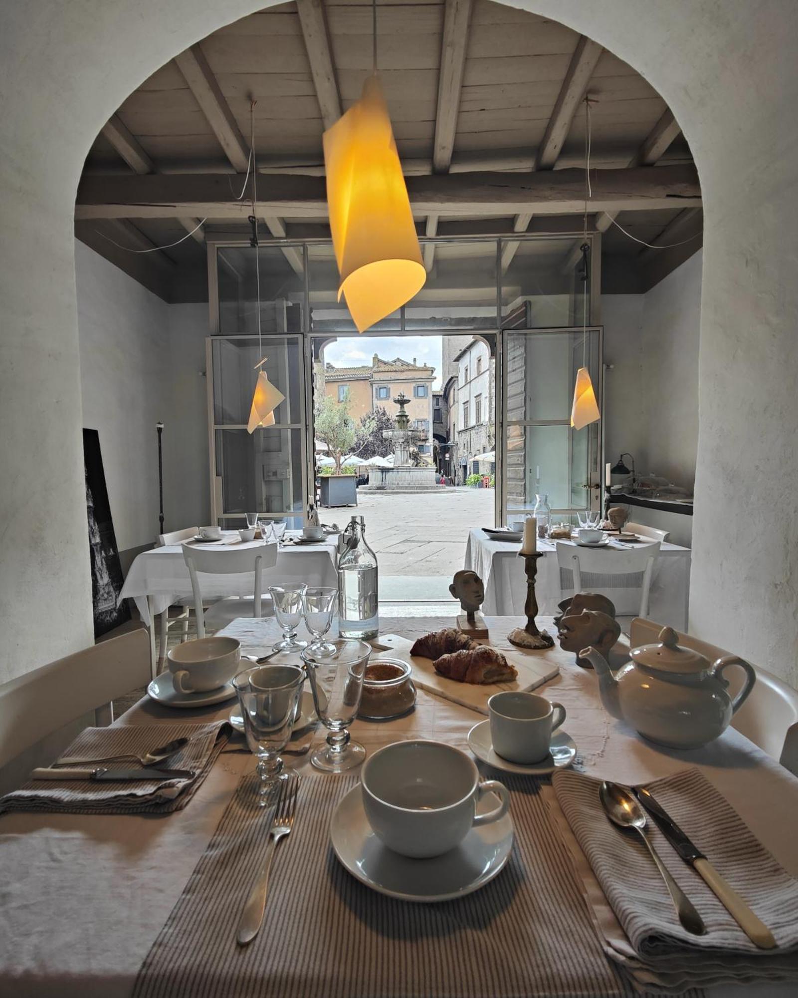 B&B A Piazza Del Gesu Viterbo Exterior photo